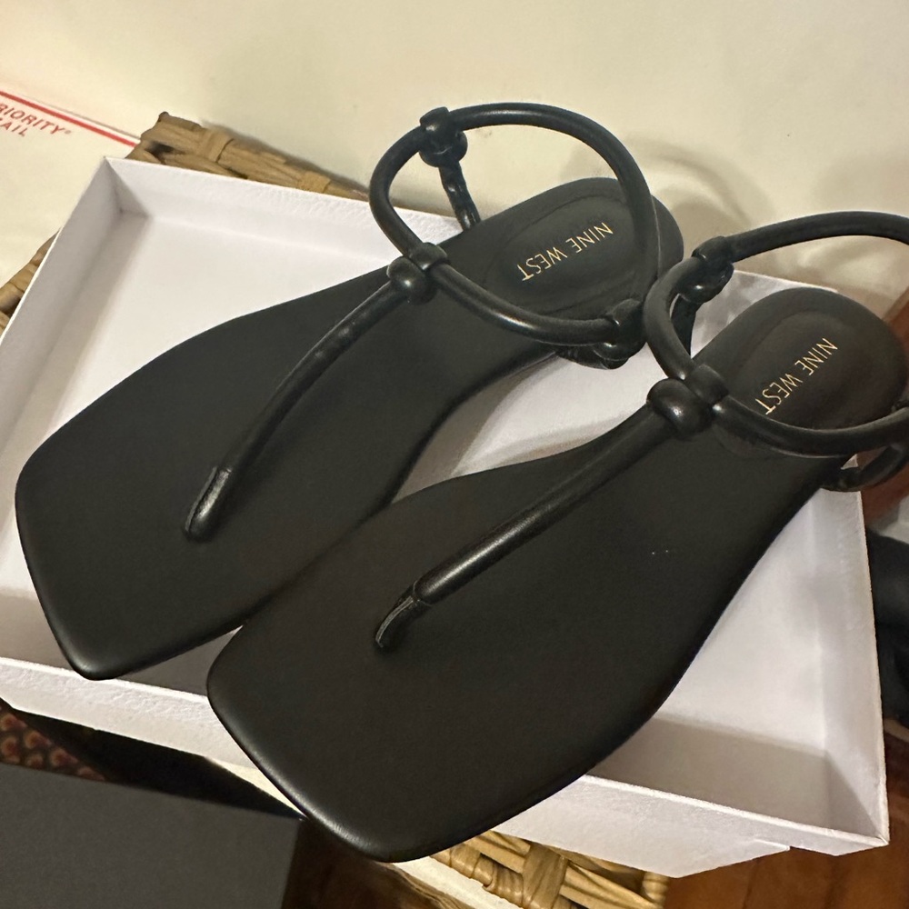 Nine West Black Women's Sandals - Picture 4 of 4